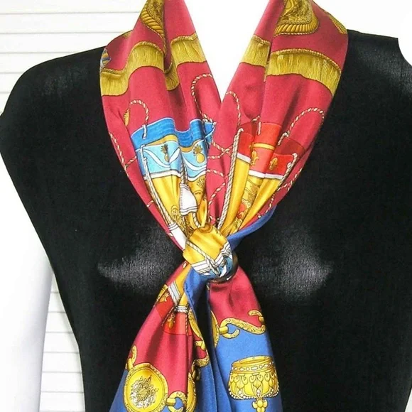 Hermes scarf - Picture 8 of 16